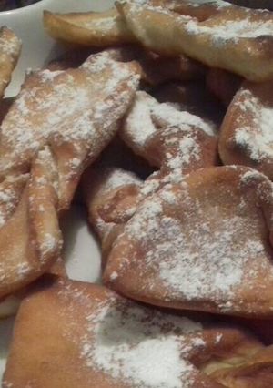 Una foto de Calzones rotos súper esponjosos😊