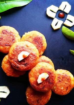 কাঁচা আমের টিকিয়া (kacha aamer tikia recipe in Bengali) রেসিপির প্রধান ছবি
