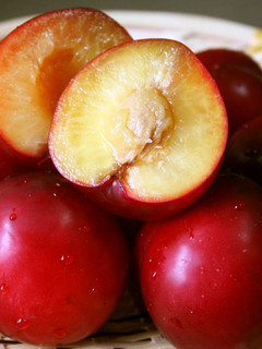 A picture of How to Easily Remove Peach, Plum, or Apricot Pits.