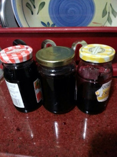 A picture of Red Wine Electric Jelly.