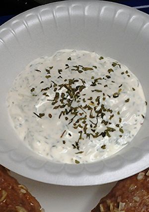 A picture of Hot diggity dog sauce.