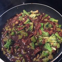 A picture of Beef And Broccoli.