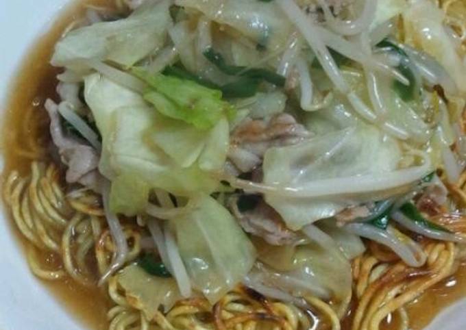 Easy Spring Cabbage Fried Noodles with Thick Sauce