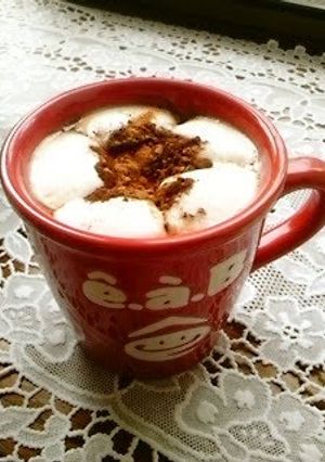 A picture of Fluffy Marshmallow Cocoa Just Heat in the Microwave!.