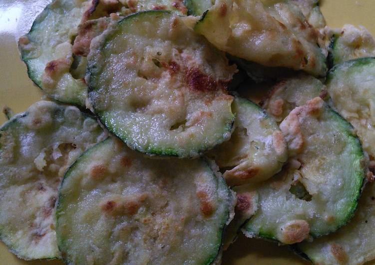 Easiest Way to Make Appetizing Crispy Shallow Fried Courgettes/Zucchini..Super Amazing (•ิ_•ิ)