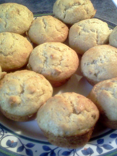 A picture of Banana Caramel Pecan Muffins.