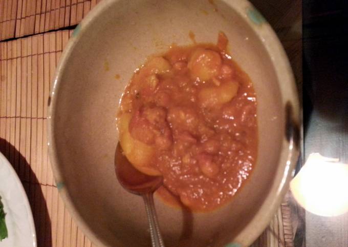 Recipe of Jamie Oliver Brummie Potato and Chickpea Balti Mashup