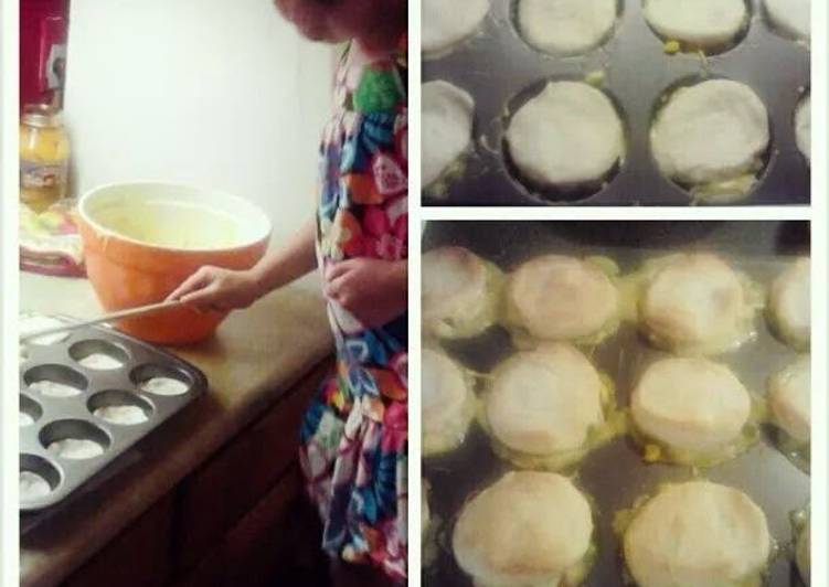 Simple Way to Prepare Ultimate Chicken pot pie cupcakes