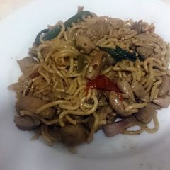A picture of Teriyaki chicken.