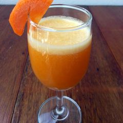 A picture of Pineapple And Carrot Juice.