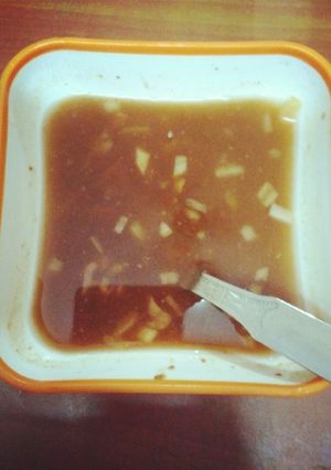 A picture of Pyaz imli ki chutney.