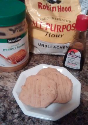 A picture of Momma's Best Peanut Butter Cookies.