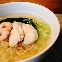 A picture of Chilled Salt-broth Ramen.