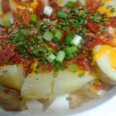 A picture of Loaded boiled potatoes.