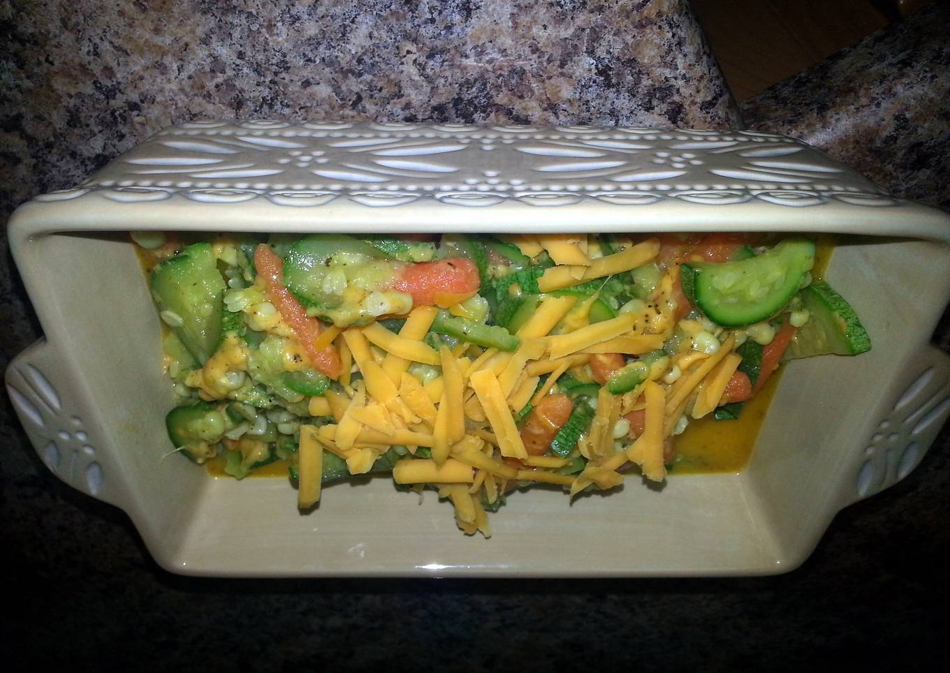 Low Fat Cheesy Mexican Squash (Calabacitas con Queso)
