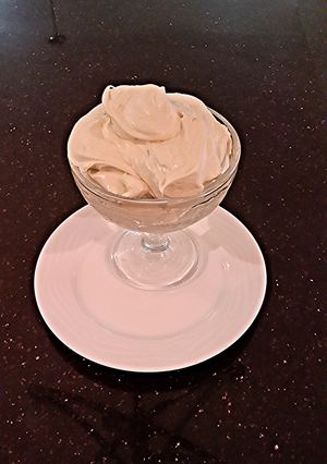 A picture of White Chocolate Ganache Whipped Frosting / Filling.