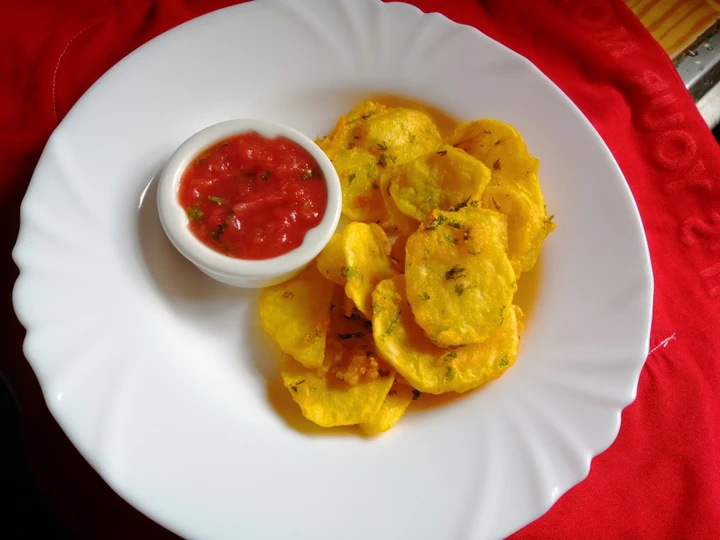 Easy Way Prepare Recipe Potatoes bhajia with tomato-mango salsa dip that is Delicious, Tasty}
