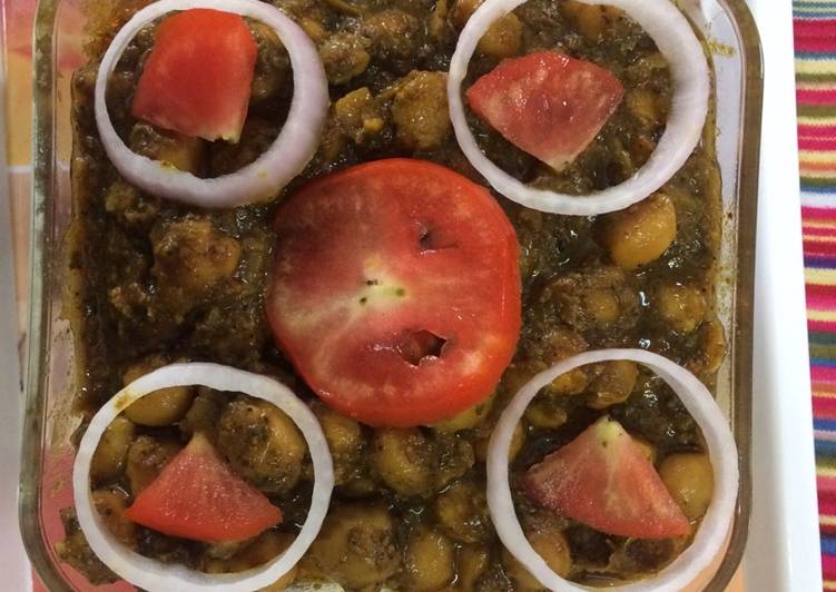 Step-by-Step Guide to Prepare Quick Palak chole yummy with poori and bhtura