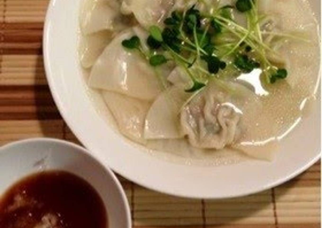 Dim Sum-Style Alpine Leek Wonton Dumplings