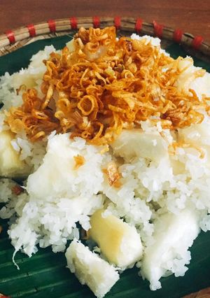 Hình của món Xôi sắn.