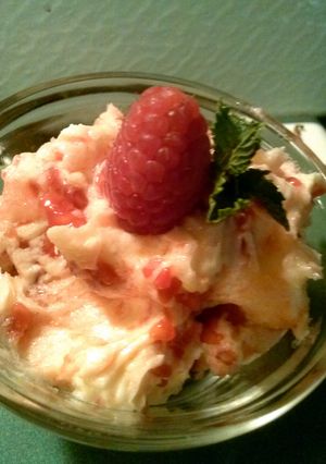 A picture of Mae's Raspberry Butter.