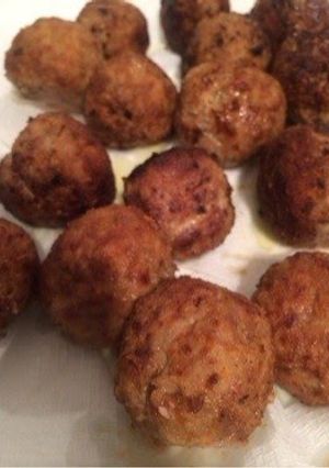 A picture of Italian Meatballs (Polpetta).