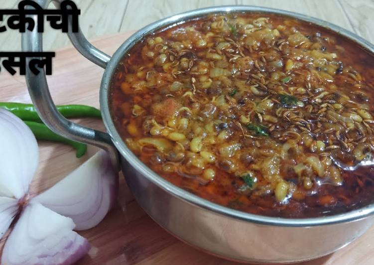Step-by-Step Guide to Prepare Quick Moth Beans Curry || Matki Ki Sabji