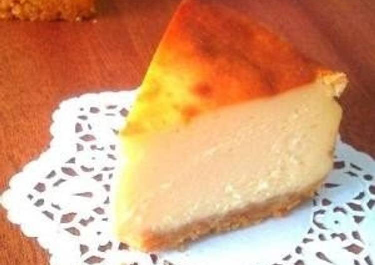 Dense and Rich Baked Cheesecake