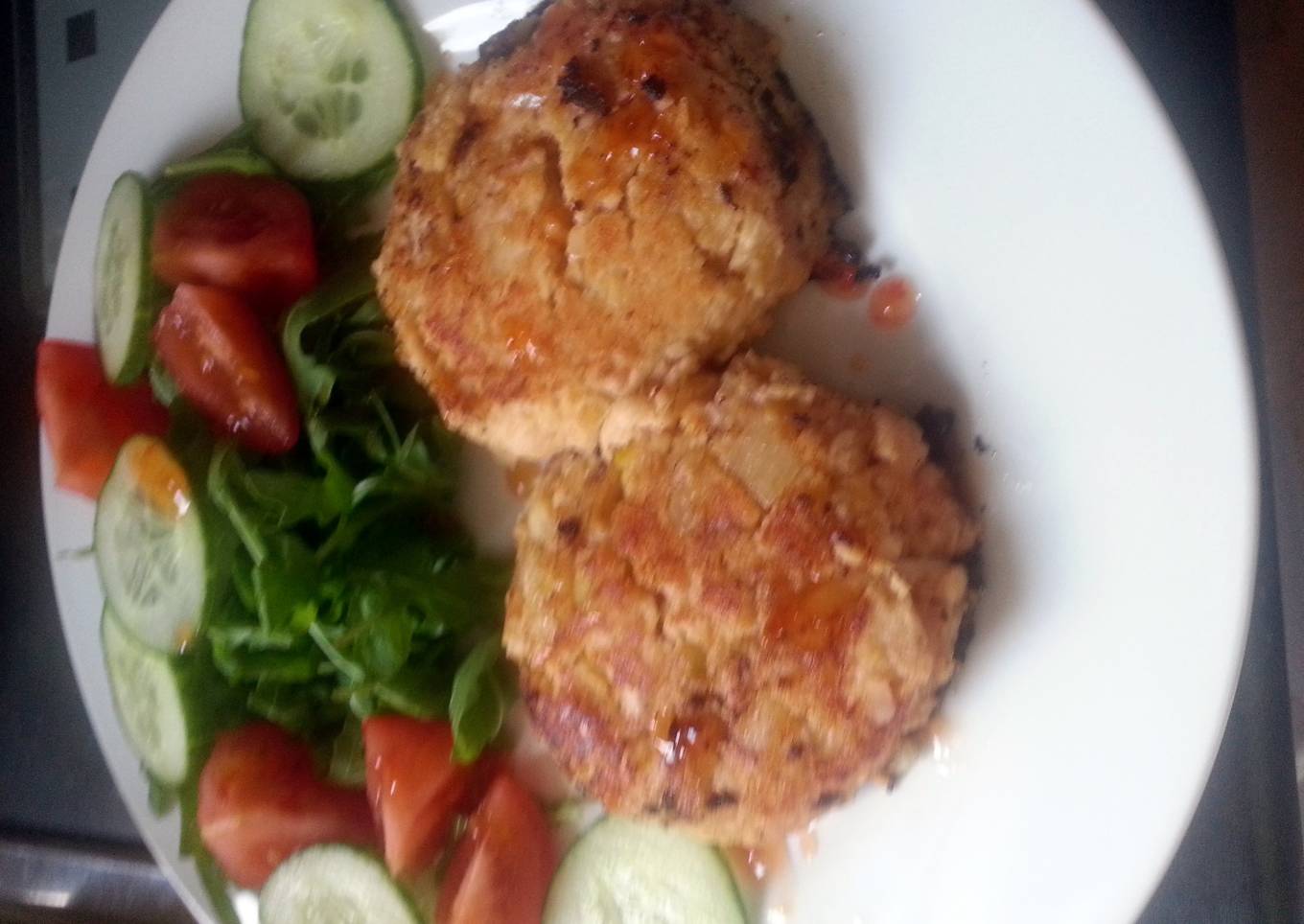 Chicken, Mango and chickpea burgers