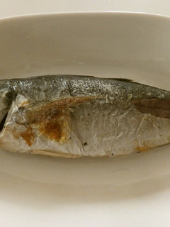 A picture of Salted and Grilled Horse Mackerel.