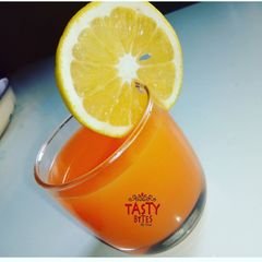 A picture of Carrot juice.