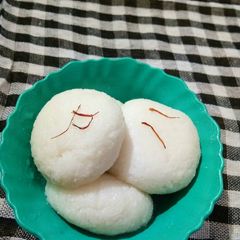 Spongy Rasgulla A picture of Spongy Rasgulla.