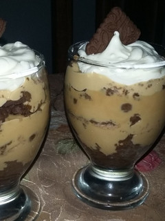 Una foto de Postre de Chocolinas en Copas😊