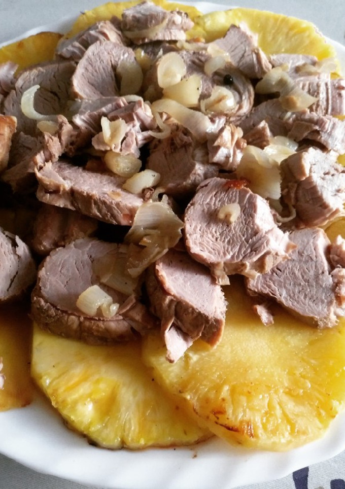 Una foto de Solomillo de cerdo con piña