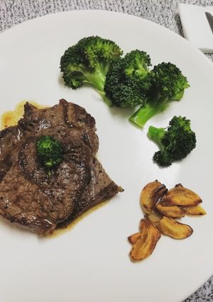 蒜香牛排 的食譜成品照片