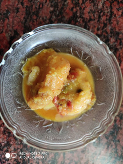 சாம்பார் வடை வித் லெப்ட் ஓவர் சாம்பார் செய்முறை முக்கிய புகைப்படம்