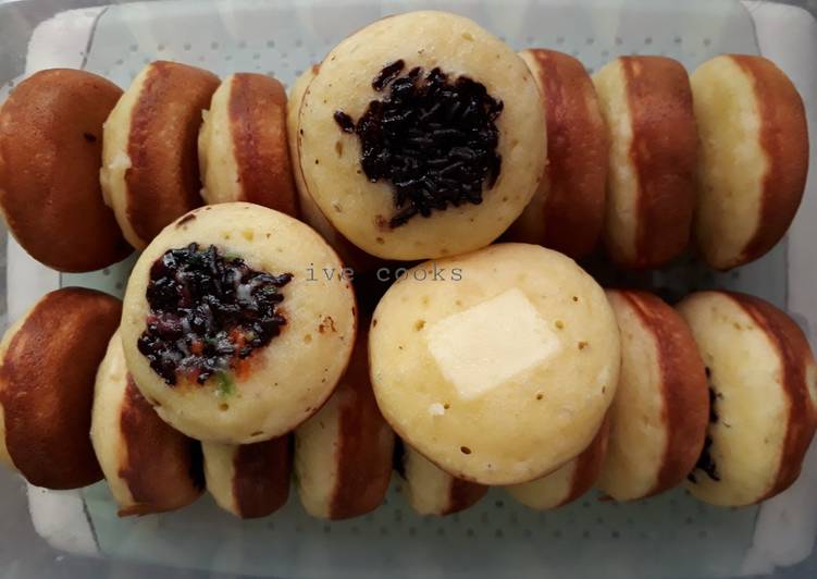 Bagaimana Menyiapkan Pukis Irit Telur (1/4 kg tepung cuma 1 telur lho), Enak Banget