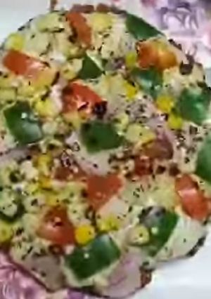 A picture of Yummy potato base pizza.