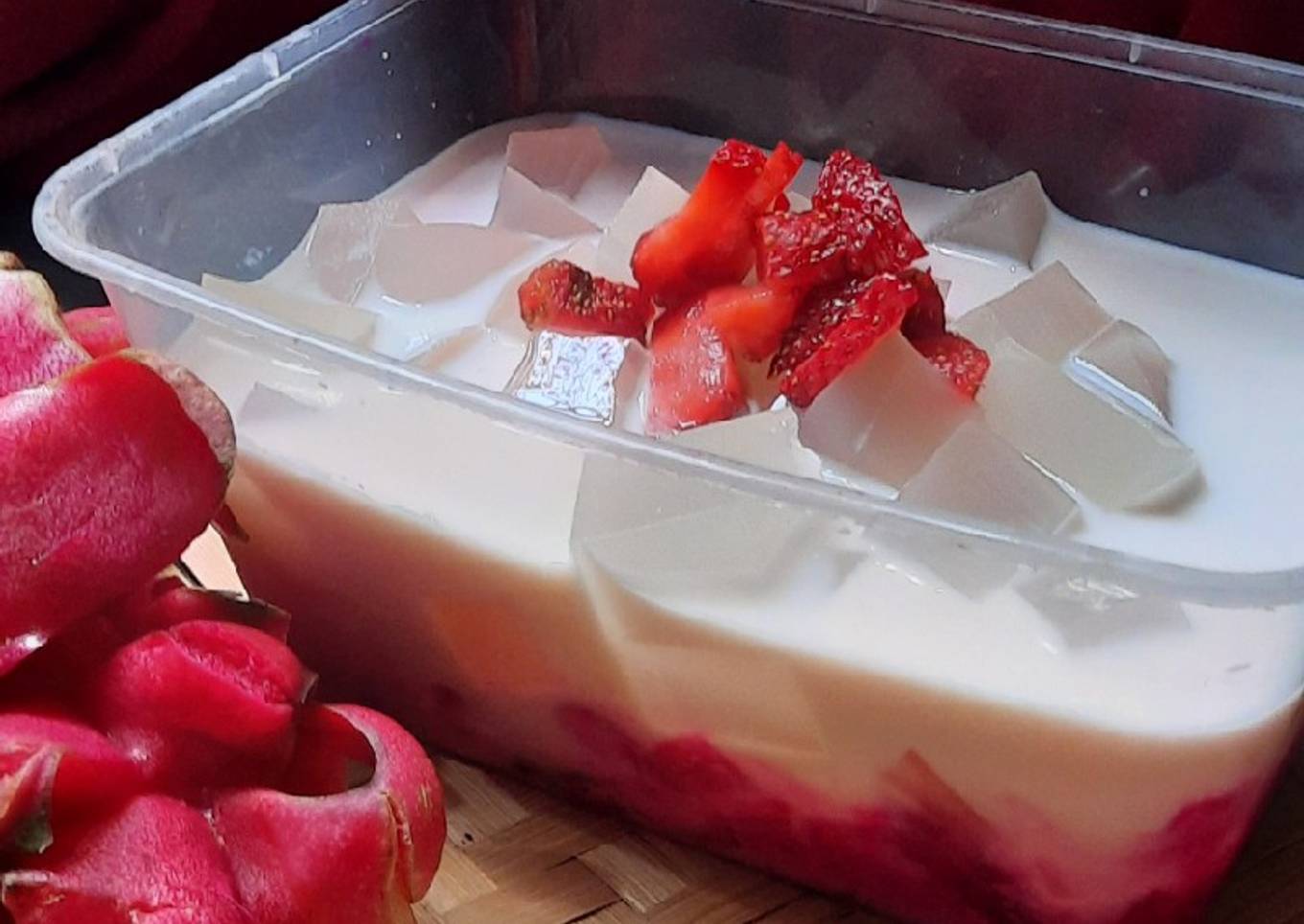 Sop buah naga segar