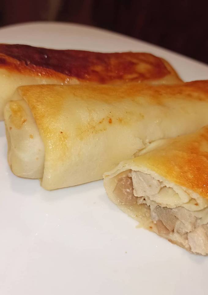 Млинці з м'ясом та грибами
