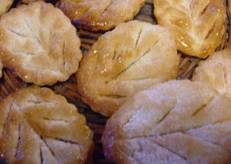 Recipe of Homemade Leaf Pies