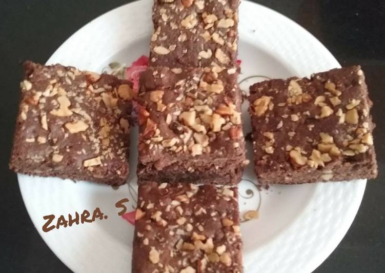 How to Prepare Quick Eggless Choco Walnut Brownies