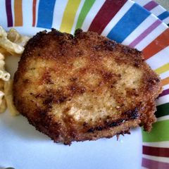 A picture of Easy fried pork chops.