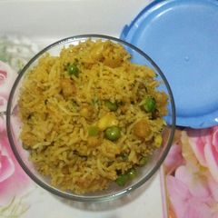 A picture of Tomato gatta peas pulav.