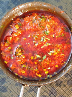 ટામેટા ની ચટણી(tomato Chutney Recipe in Gujarati) રેસીપી મુખ્ય ફોટો
