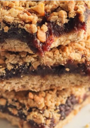 Una foto de Pastel de Dátiles y Arándanos