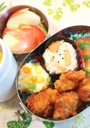 A picture of Zangi Chicken Kara-age Bento.