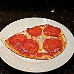 A picture of Grilled Naan Pizza.