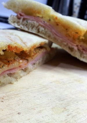 A picture of Orgasmic Sandwich.