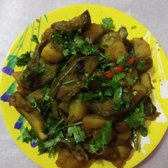 A picture of Brinjal potato vegetables.